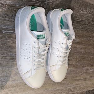 Adidas cloud foam shoes